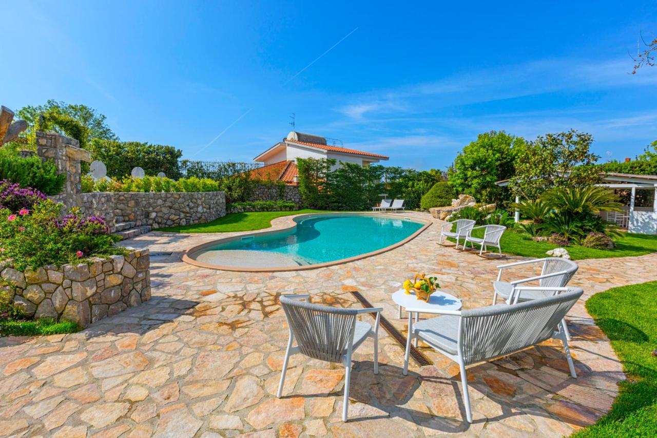 Amore Rentals - Resort Ravenna - Villa Dama マッサ・ルブレンセ エクステリア 写真
