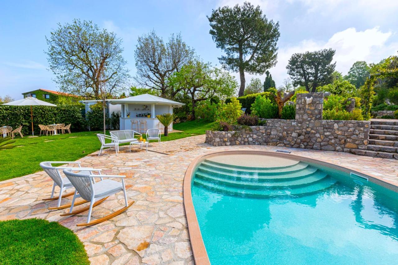 Amore Rentals - Resort Ravenna - Villa Dama マッサ・ルブレンセ エクステリア 写真